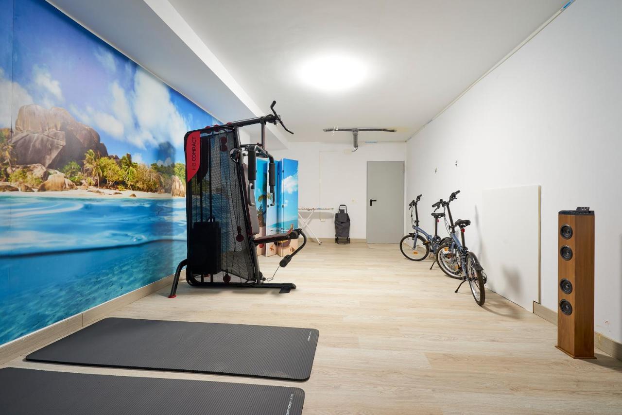 Studio Deluxe With Shared Roof Terrace Малага Екстериор снимка
